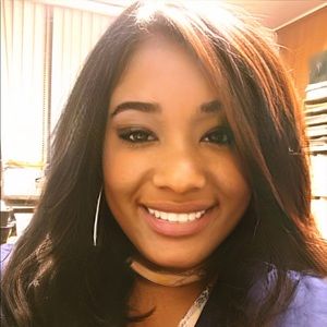 Meet your Posher, Janee